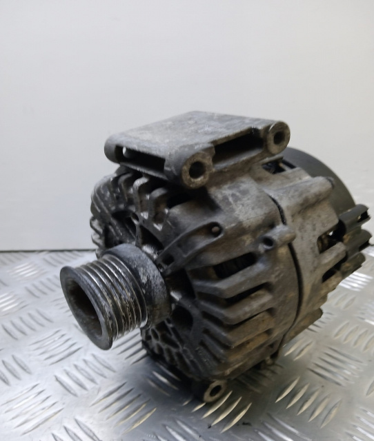Alternator 180A fg18s077 Mercedes-Benz E-Class W21