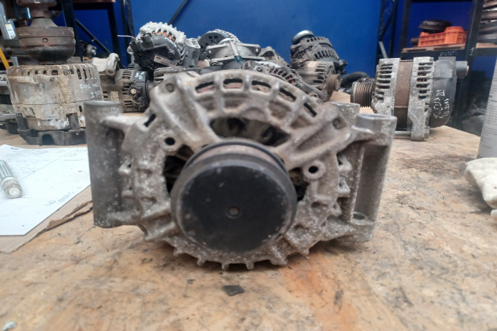 ALTERNATOR 2.0 TDCI 0125711001 Ford Transit Connect