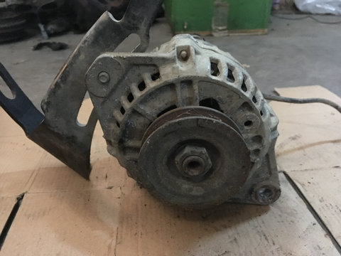 Alternator 23100-7F001 Nissan terrano 2,7 tdi...