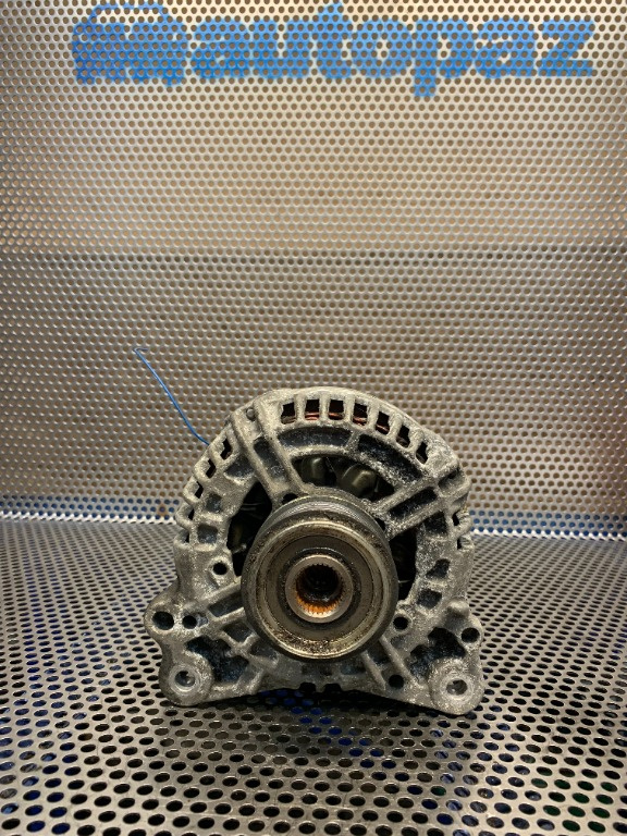 Alternator Audi A4 2.0 TDI 140A BPW 06F903023J BOS