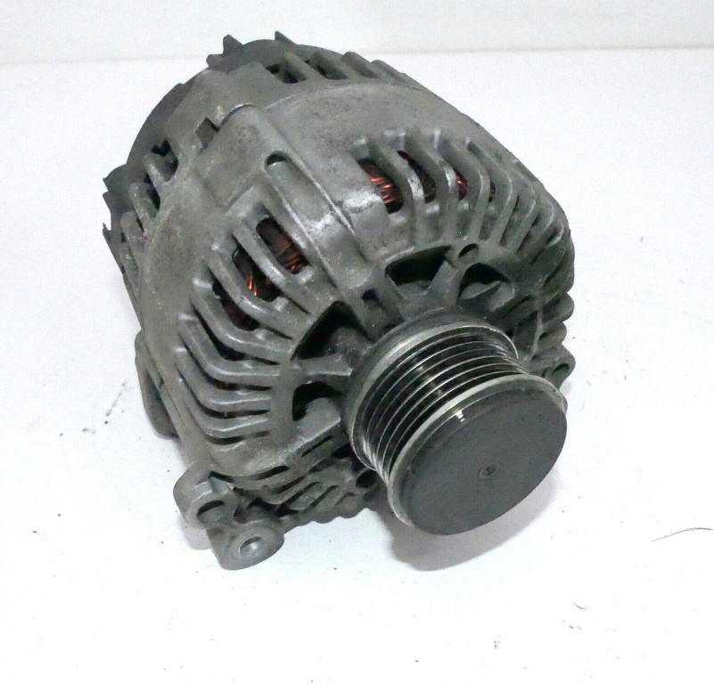 Alternator Audi A4 Avant 2006/06-2008/06 B7 2.0 TDI 125KW 170CP Cod 06F903023C