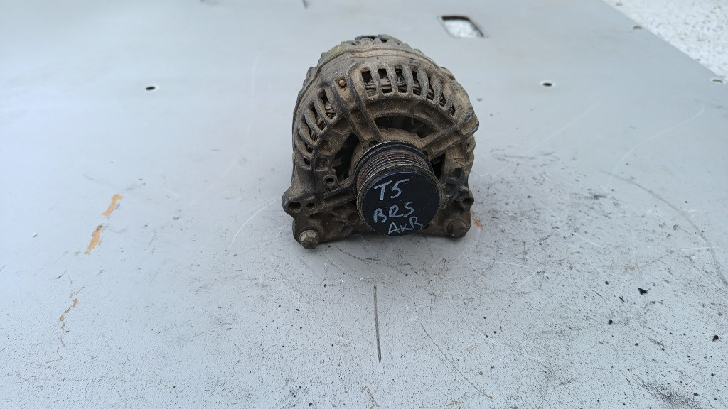 Alternator AUDI A4 B7 2.0 TDI 06F903023J