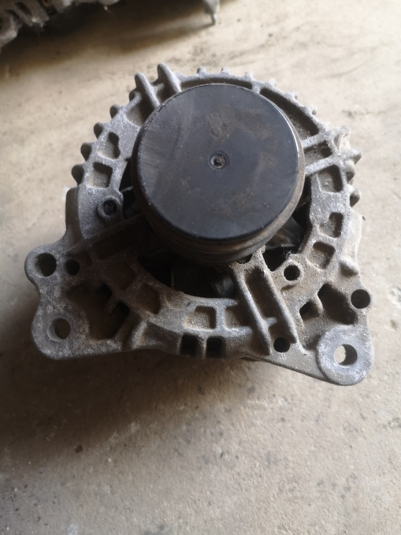 Alternator audi a4 b7 sau a4 b6 140 A cod 06f903023j