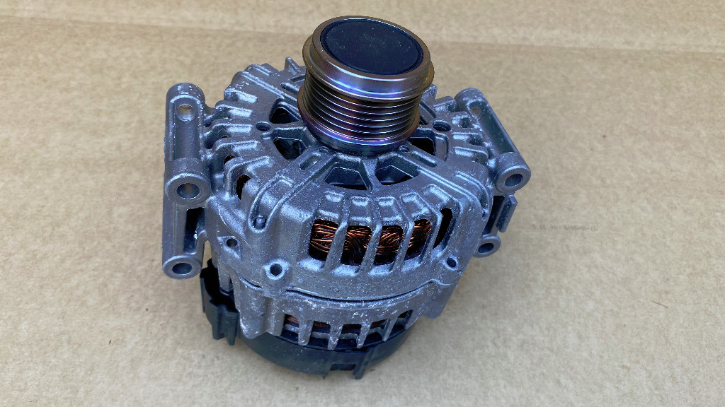 Alternator Audi Q8 06L903024F 06L 903 024 F la 0 km