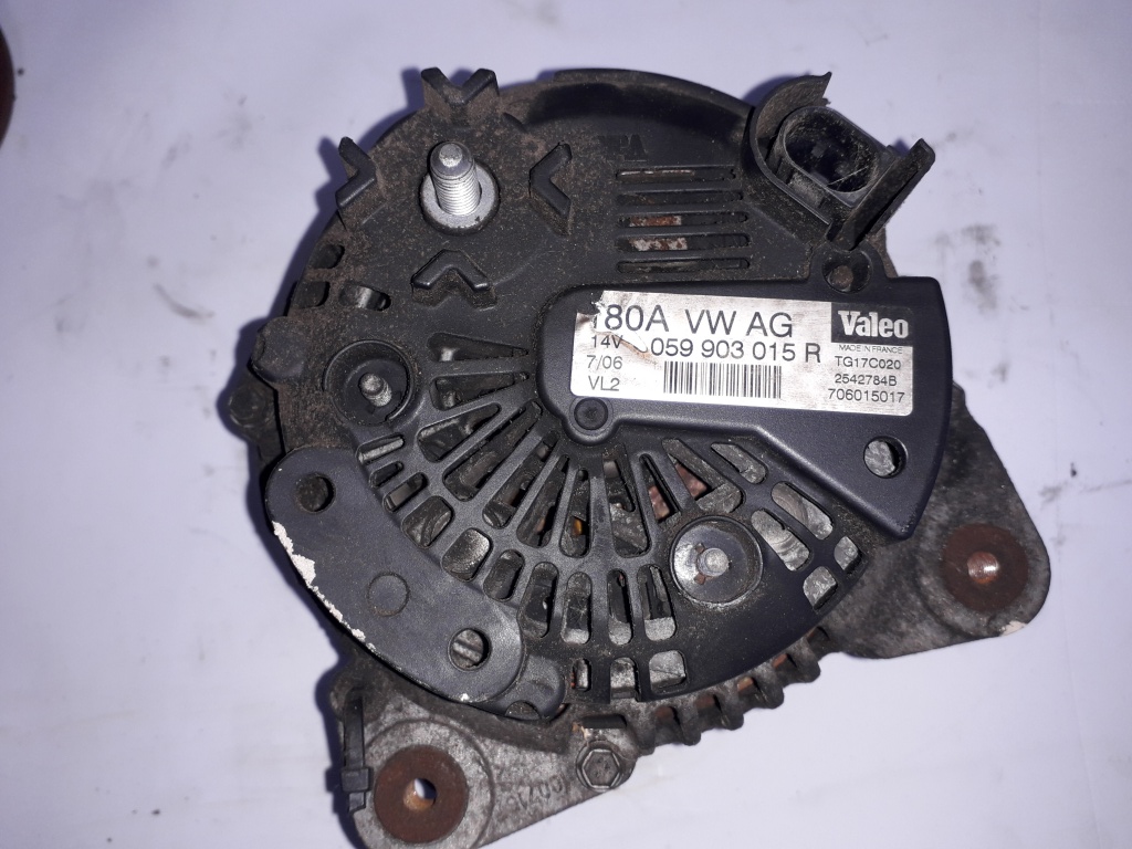 Alternator Audi VW 3.0 TDI 059903015R