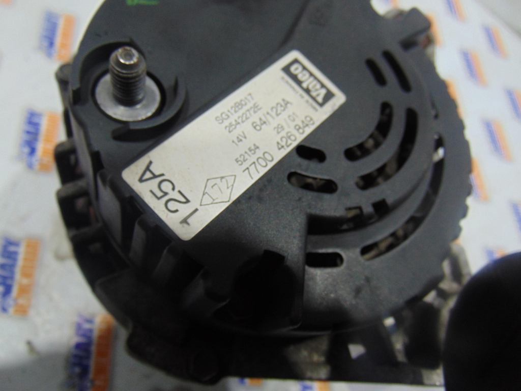 Alternator avand codul original -7700426