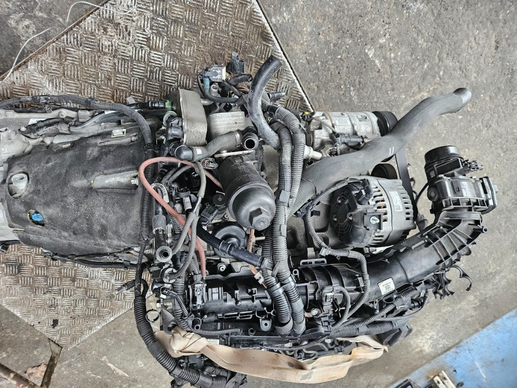 Alternator Bmw 2.0 d B47 D20A Bmw F30 F31 F32 F34 F36 Bmw 2.0 d B47D20A