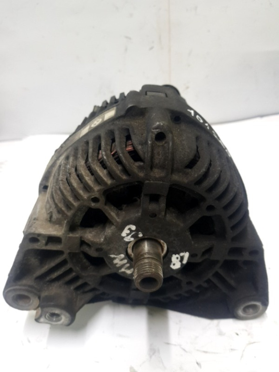 Alternator - BMW 3 Series E36 [1990 - 2000] Sedan 318i MT (140 hp)