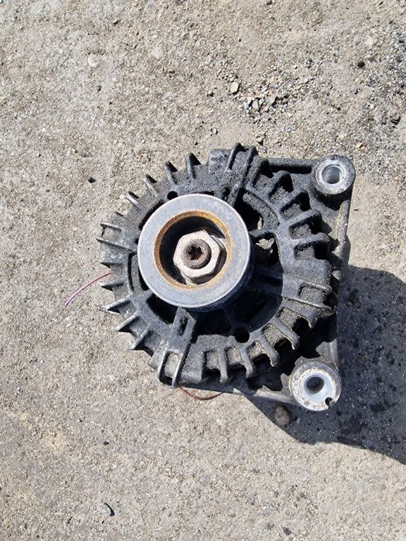 Alternator BMW Seria 3 E90 E91 Cod 2553561B