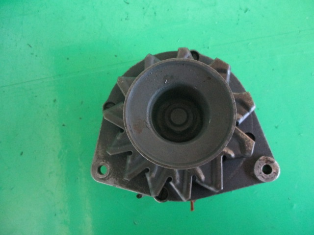 ALTERNATOR BOSCH COD 068903025 VW PASSAT