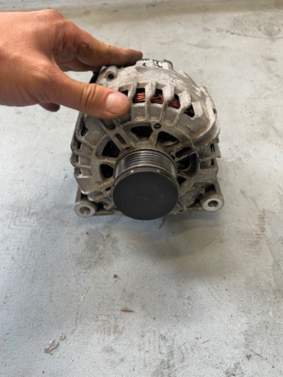 Alternator Citroen C4 Picasso 2.0 hdi euro 5