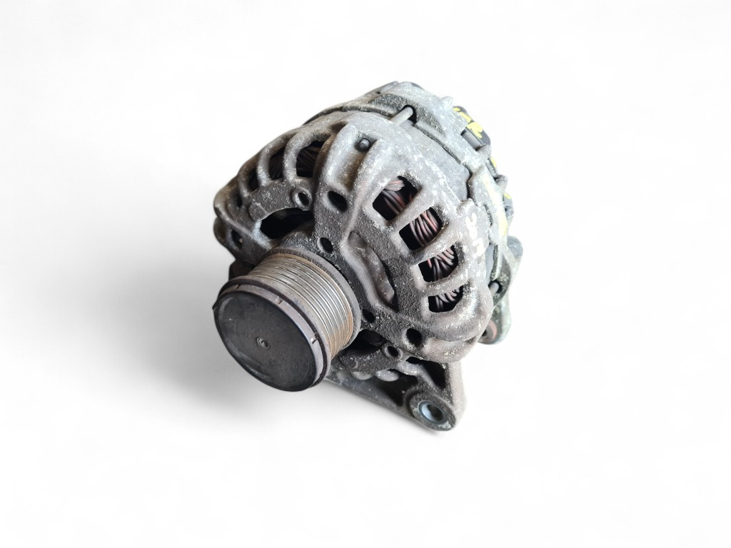 Alternator cod 231002949R Dacia Dokker 1.5 dCi 90 