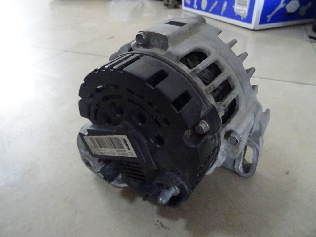 Alternator Dacia Logan 1.2 benizna din 2