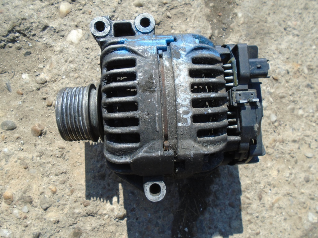 Alternator dacia logan 1.4 cod 8200438148