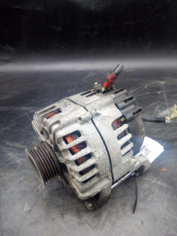 Alternator e90/e93 Bmw E90/e93 an 2004 N47D20C cod piesa 7802261