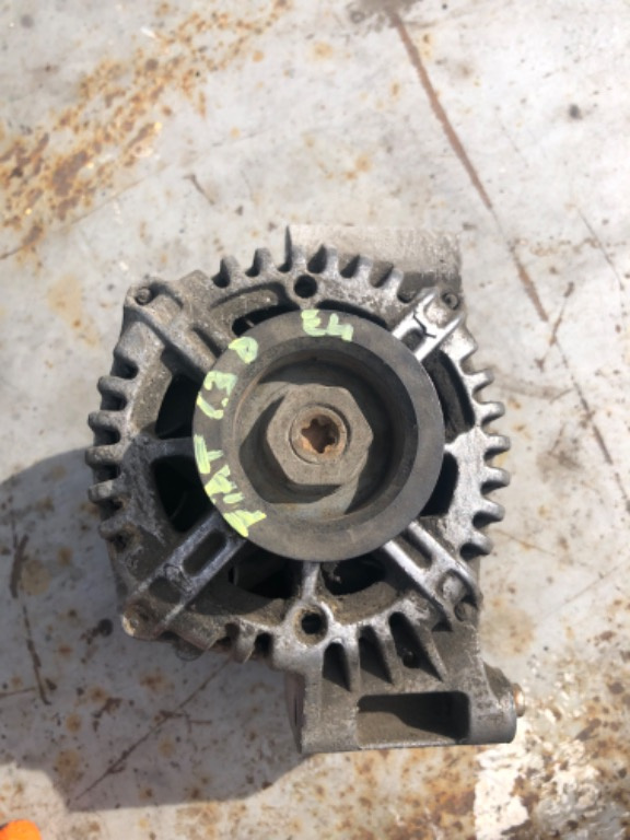 Alternator Fiat Grande Punto Doblo 1.3 multijet euro 4 cod 46823546