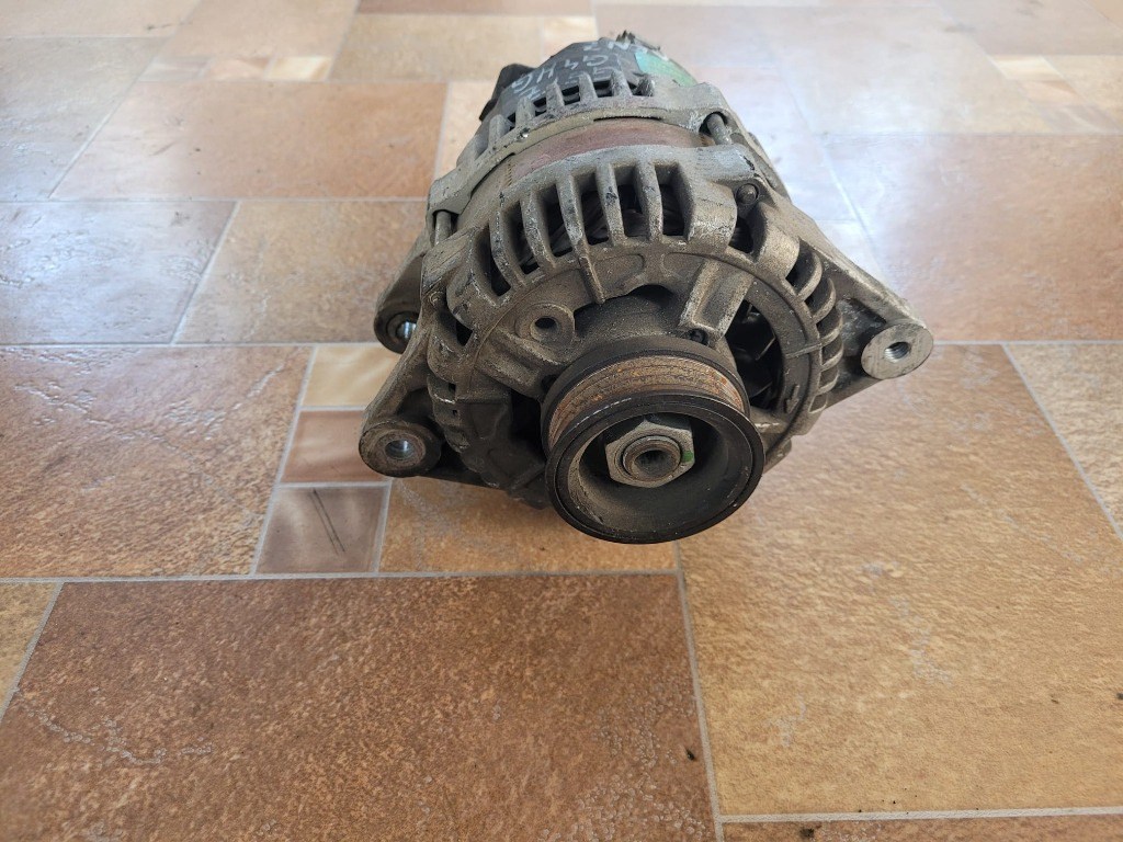 ALTERNATOR HYUNDAI I 10 1.1 BENZINĂ AN 2009 COD 0124220008 37300-02570