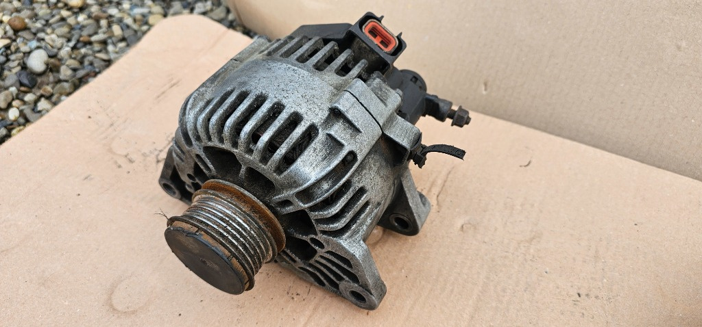 Alternator Hyundai i30 / Kia Ceed 1.6 CRDI 2008 2009 2010 2011