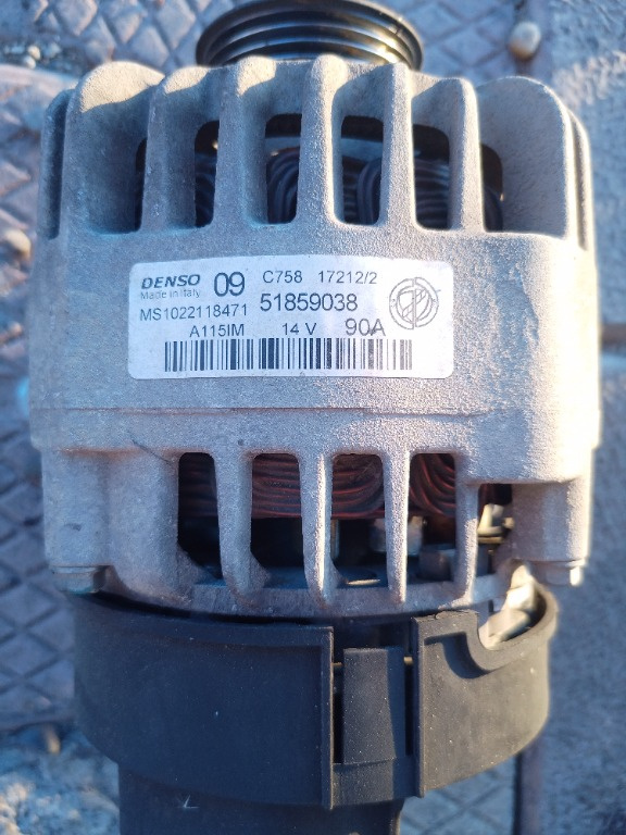 Alternator Lancia Fiat punto BRAVA IDEIA MUSA Fiat 500 51859038.