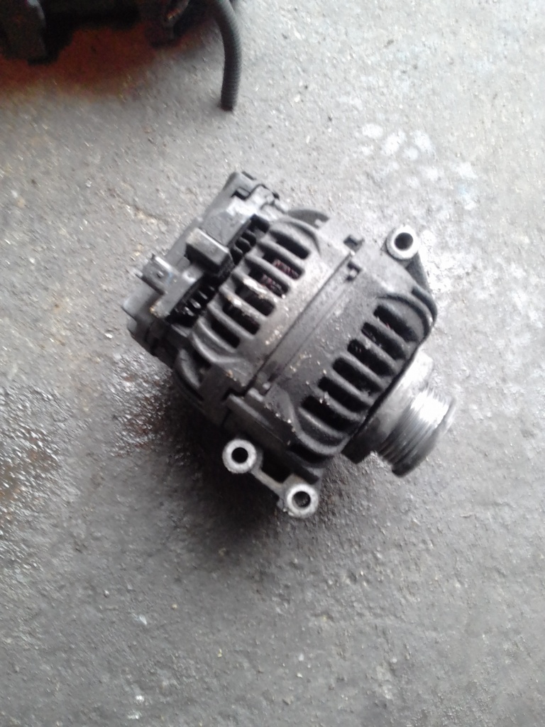 Alternator logan 1,6b