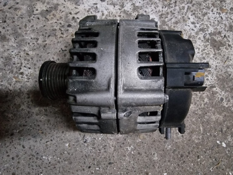 Alternator Mercedes C-class W205 1.6 CDI Cod A0009063701