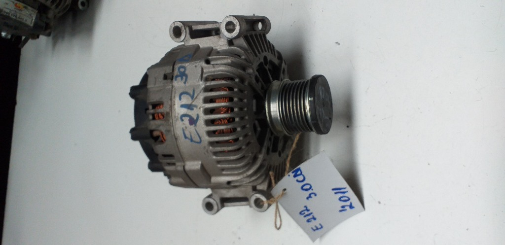 Alternator Mercedes E212, 3.0 CDI, cod. A642 154 04 02, an fabricatie 2011