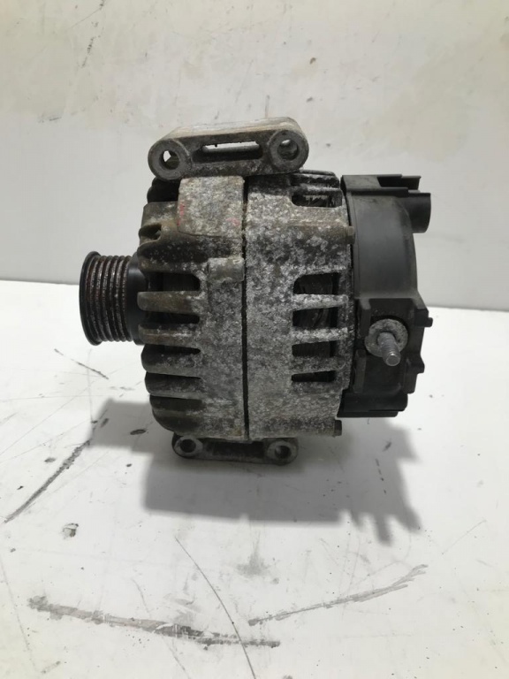 Alternator Mercedes GLK 2.2 cdi cod A0009067702