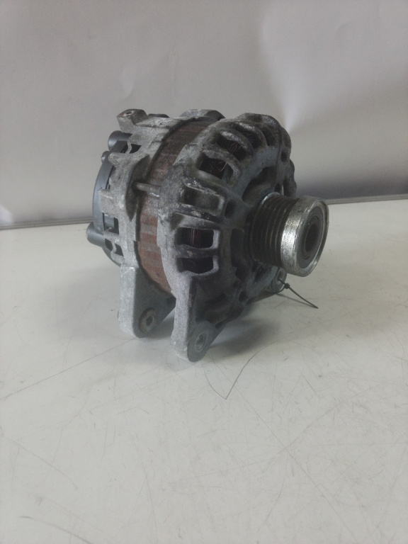 Alternator Mg Mg6 an 2015 19d4n cod piesa 10042492