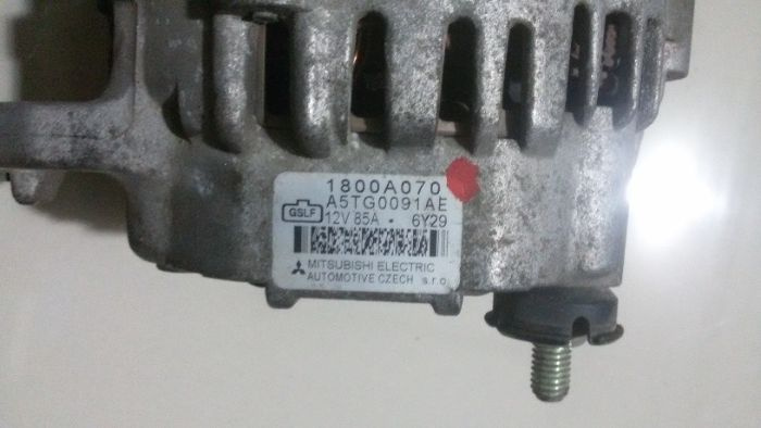 Alternator Mitsubishi Colt pe benzina