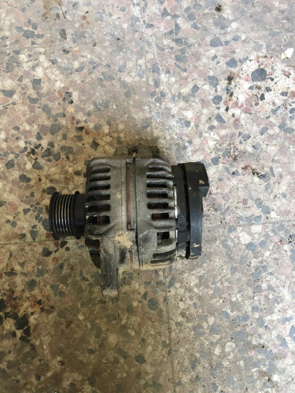 Alternator opel astra h 1.9 vectra c saab 9-3 cod 0 124 425 059