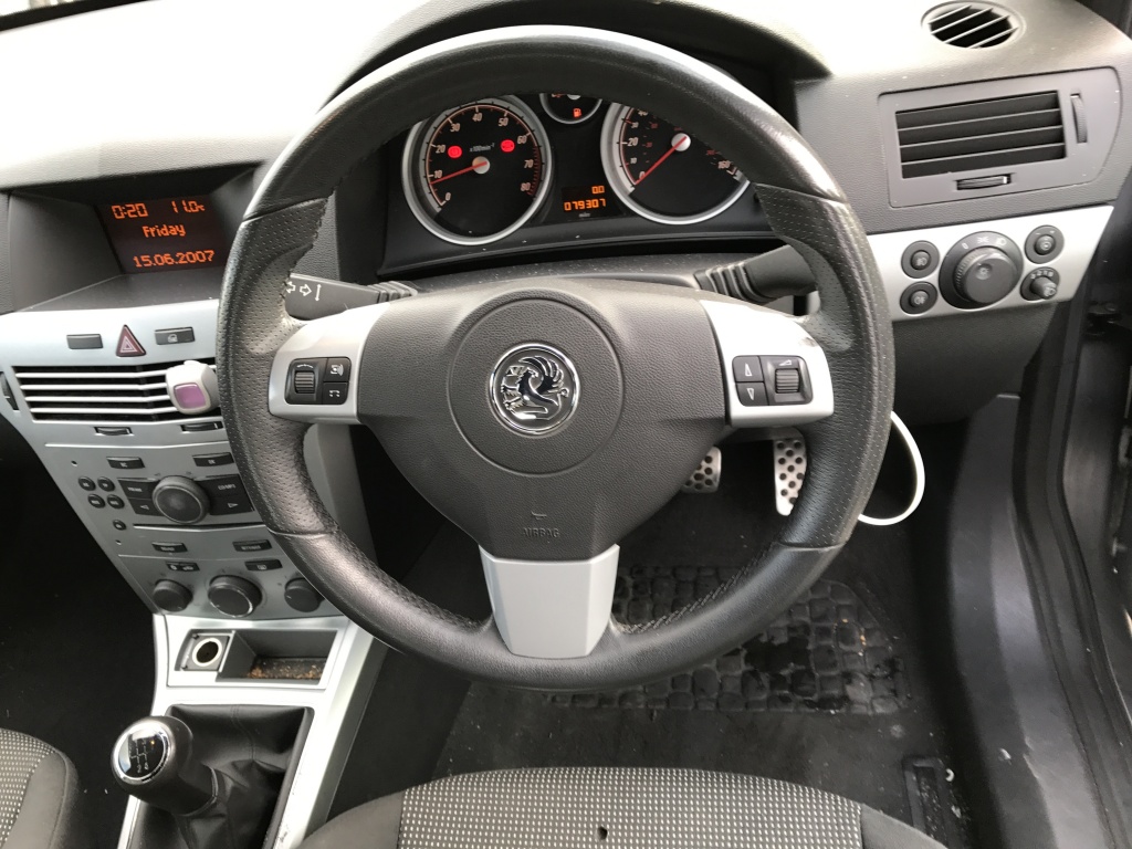 Alternator Opel Astra H 2007 GTC 1,6 Ben