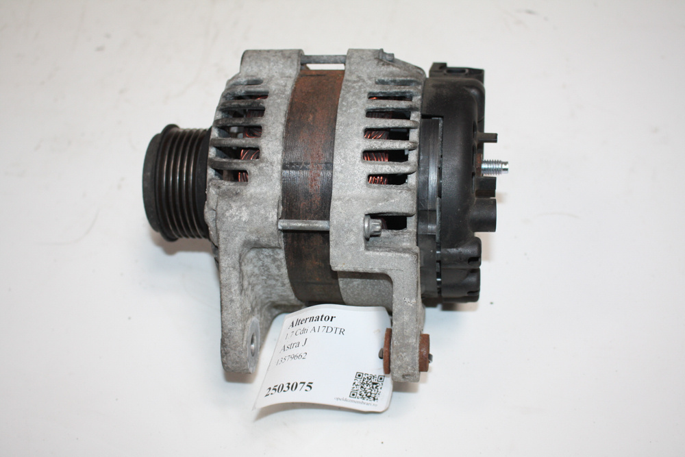 Alternator Opel Astra J 13579662