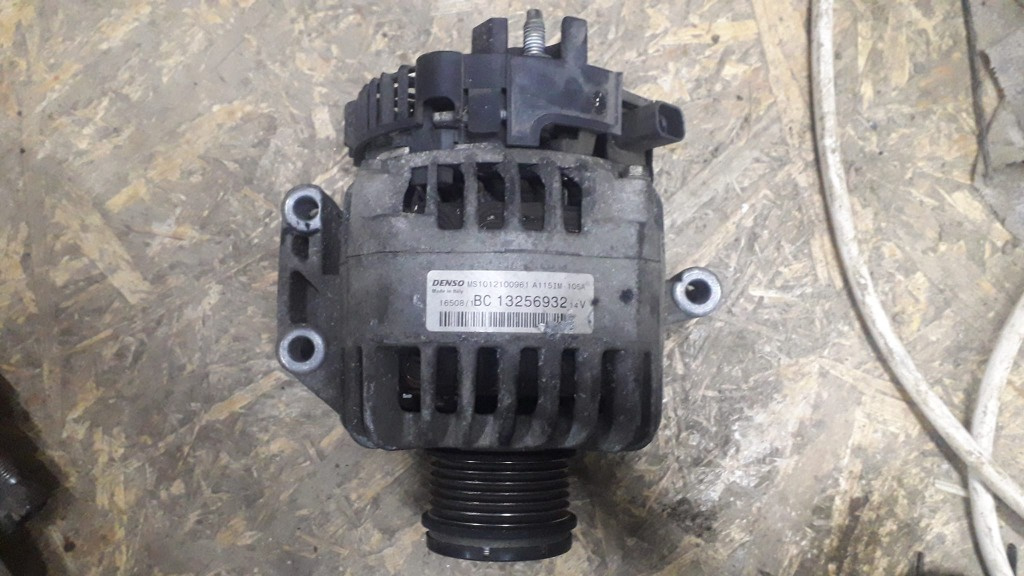 Alternator Opel Corsa D 1.3cdti 105A 6PK 13222935 13256932 1012100961