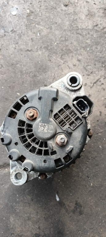 Alternator Opel Insignia 2.0 cdti 13502583