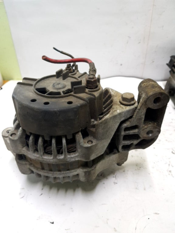 Alternator - Opel Vectra A [1988 - 1995]