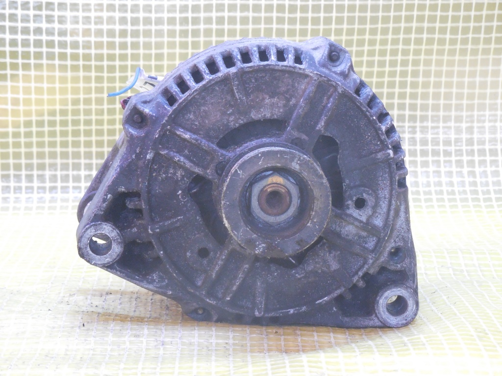 Alternator Opel Vectra B 2.0 Diesel An 2000!