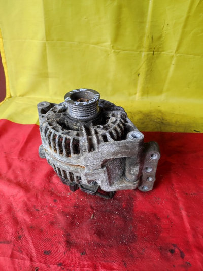 Alternator Opel Vectra B. Motorizare 1.6B. Cod: 01