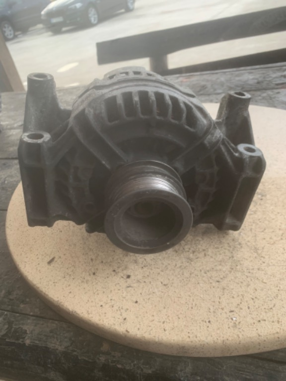 Alternator Opel Vectra C 2.2 benzina 200