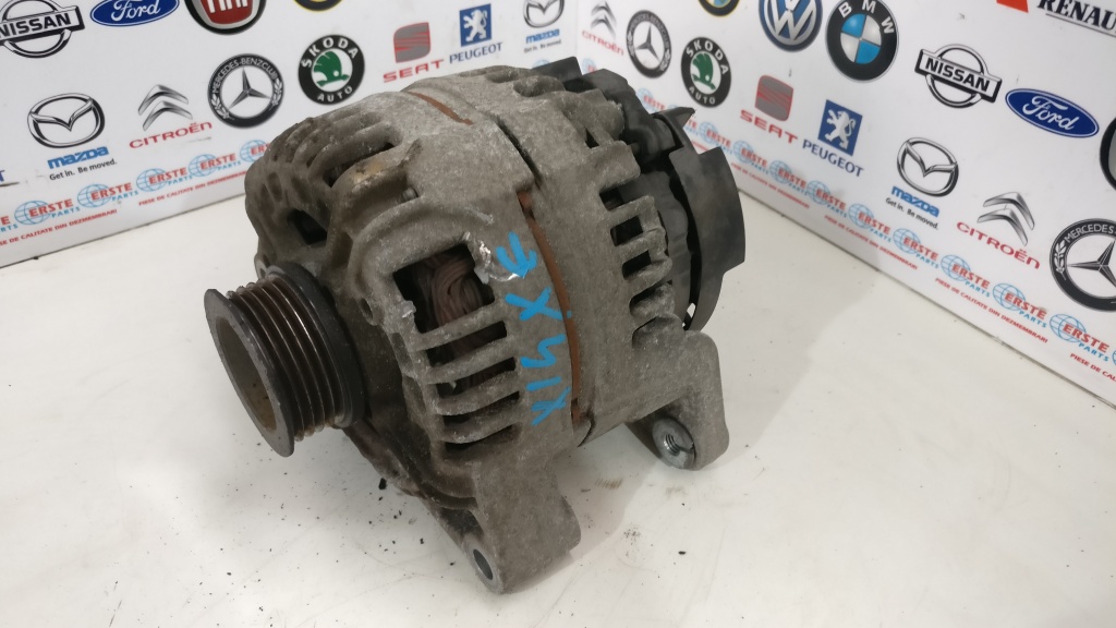 Alternator Opel X14XE . Cod original : 0124425021