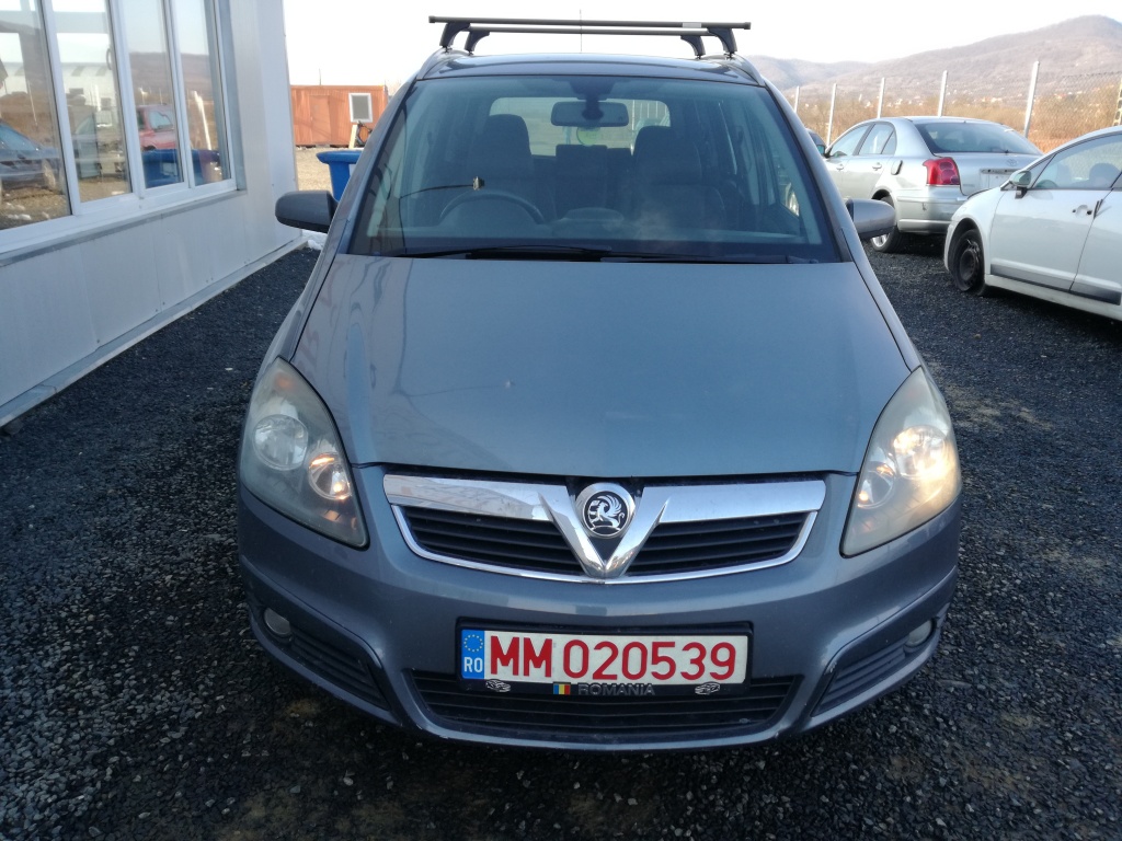 Alternator Opel Zafira 2006 Zafira B 1.9 CDTI