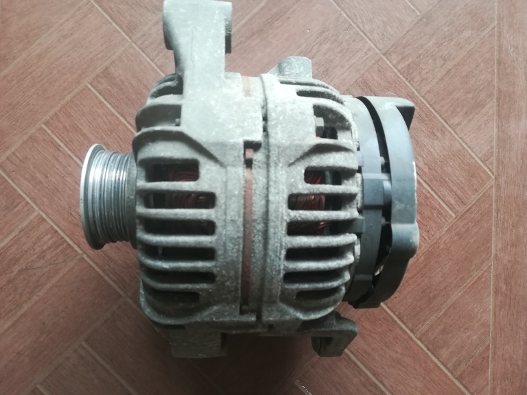 Alternator Opel Zafira B