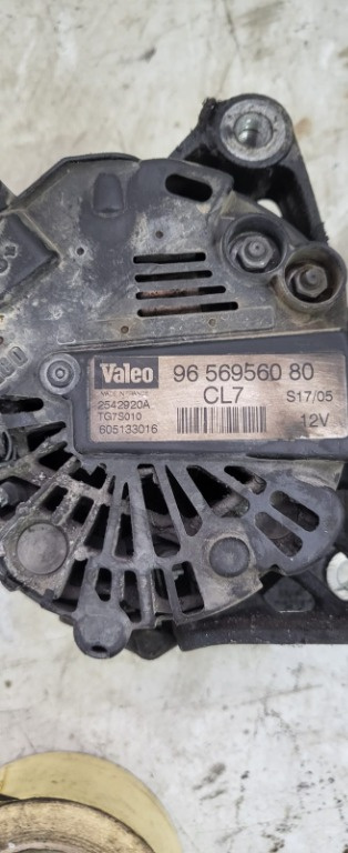 Alternator Peugeot 206 1.4 Benzina cod : 9656956080,