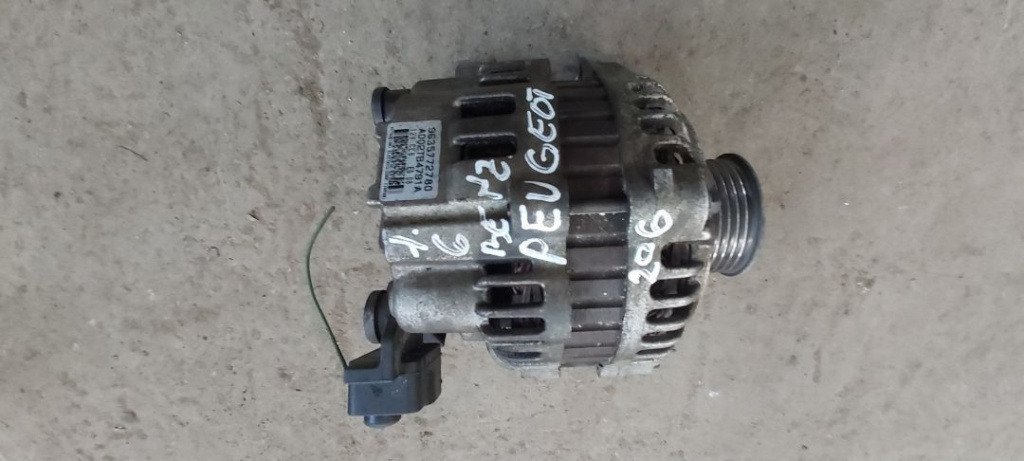 Alternator Peugeot 206 / 307 / Citroen Berlingo / C3 / C4 1.6 Benzina ( 1998 - 2009 )