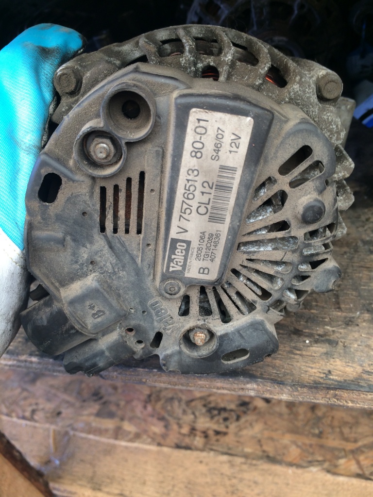 Alternator peugeot 207 1.6i 16v cod...v7576513