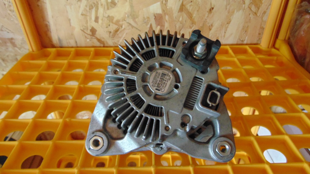 Alternator Renault Megane 1,4Tce A002TX0481