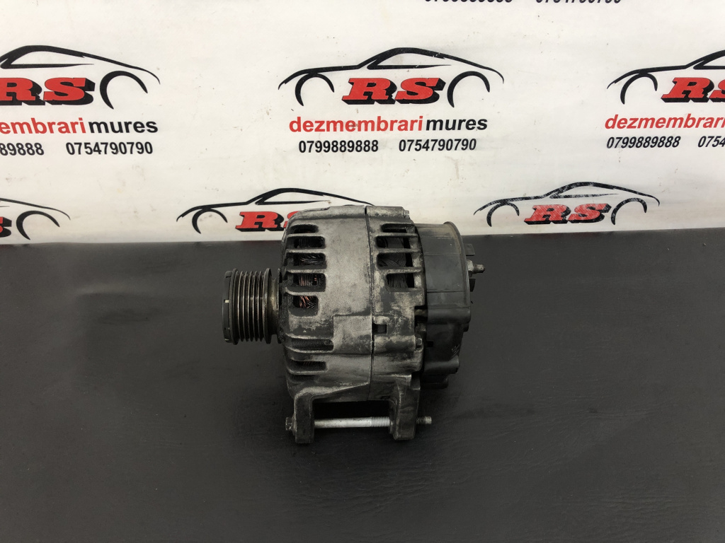 Alternator Renault Scenic 3 Euro 4 sedan 2010 (231000026R)
