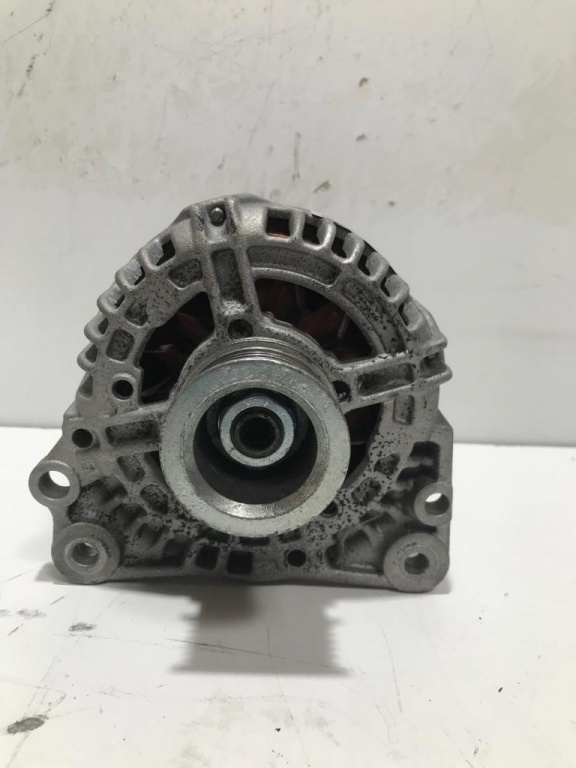 Alternator Skoda Rapid 1.4 fsi cod 03C903023D