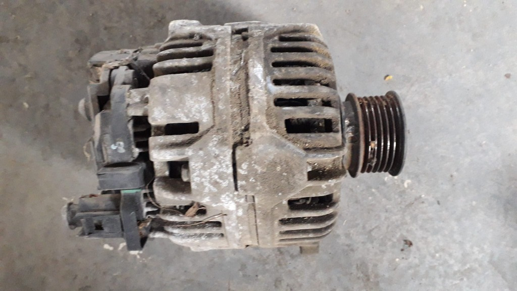 Alternator Skoda Roomster 1.4B 0124325013 037903025M 90A