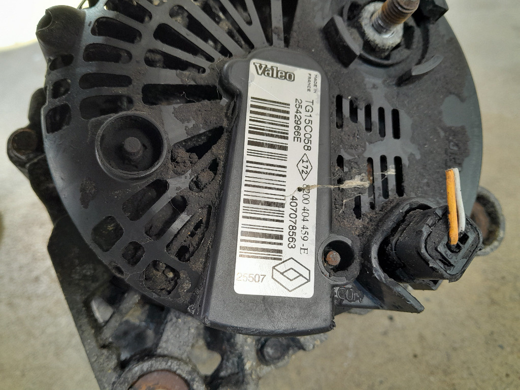 Alternator TG15C058 Renault Nissan X-TRA