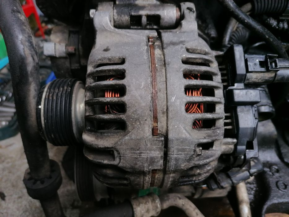 Alternator Transporter T5 1.9 tdi